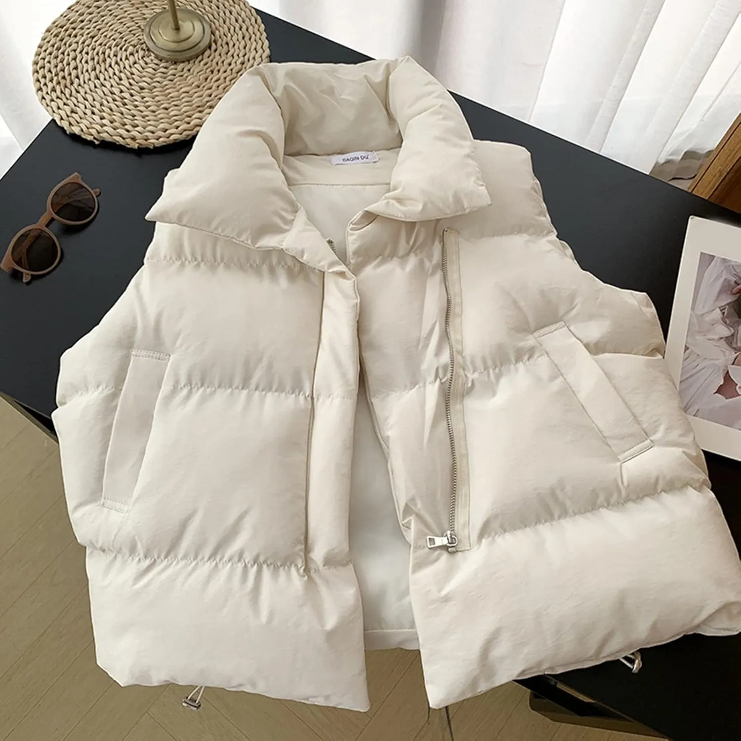 2024 Winter Coats for Womens Fashion Cropped Sleeveless Puffer Jacket Lightweight Thermal Padded Vest Casual Outwear