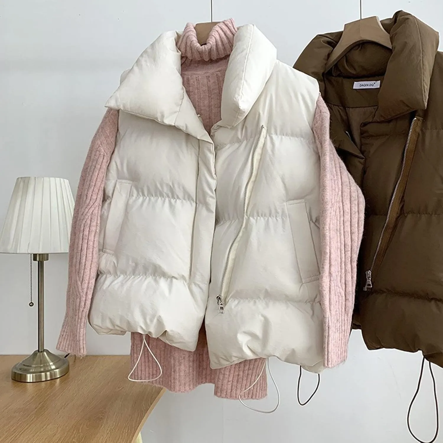 2024 Winter Coats for Womens Fashion Cropped Sleeveless Puffer Jacket Lightweight Thermal Padded Vest Casual Outwear