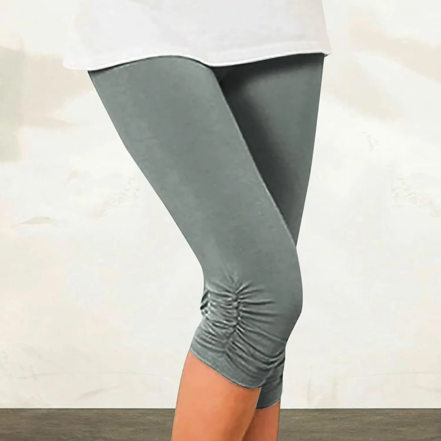 Capri Pants for Women 2025 Summer Casual Capri Leggings Stretch Slimming Workout Yoga Pants Plus Size Leggings