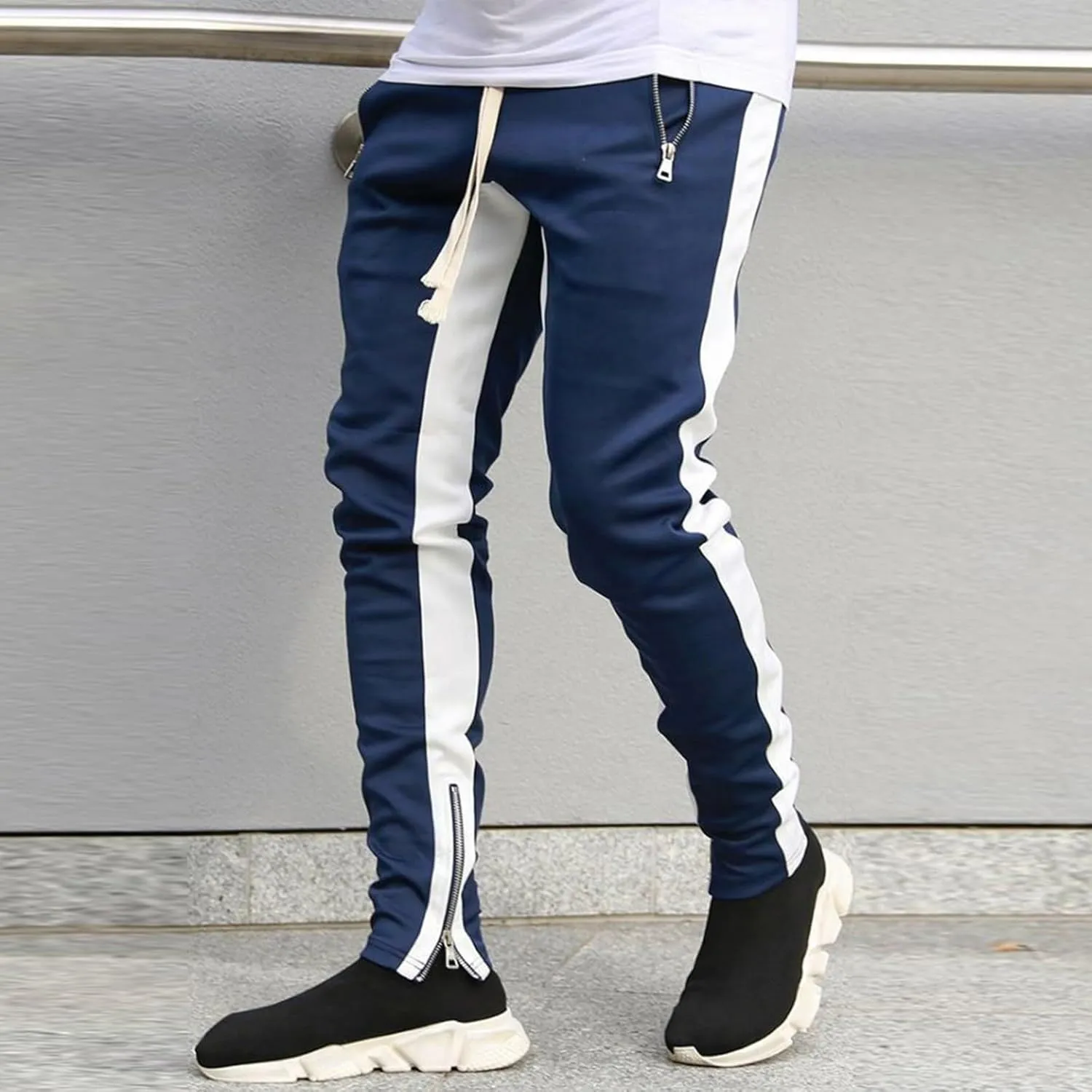 Mens Fleece Cargo Sweatpants Heavyweight Elastic Waist Tapered Pants with Pockets Baggy Drawstring Athletic Jogger
