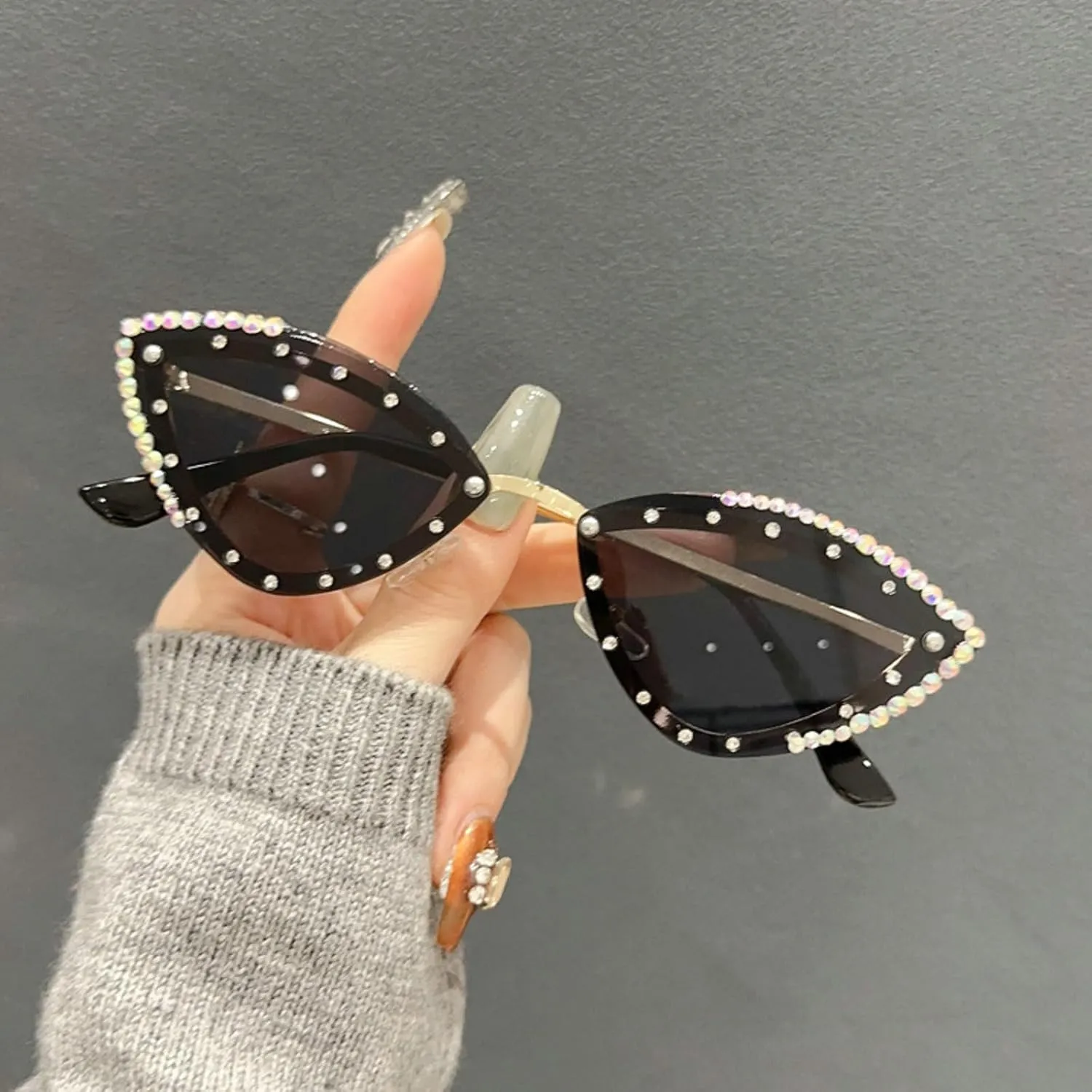 Popular Y2K Vintage Diamond Cat Eye Sunglasses Women For Female Rimless Sun Glasses Punk Luxury Designer Crystal Shades N45