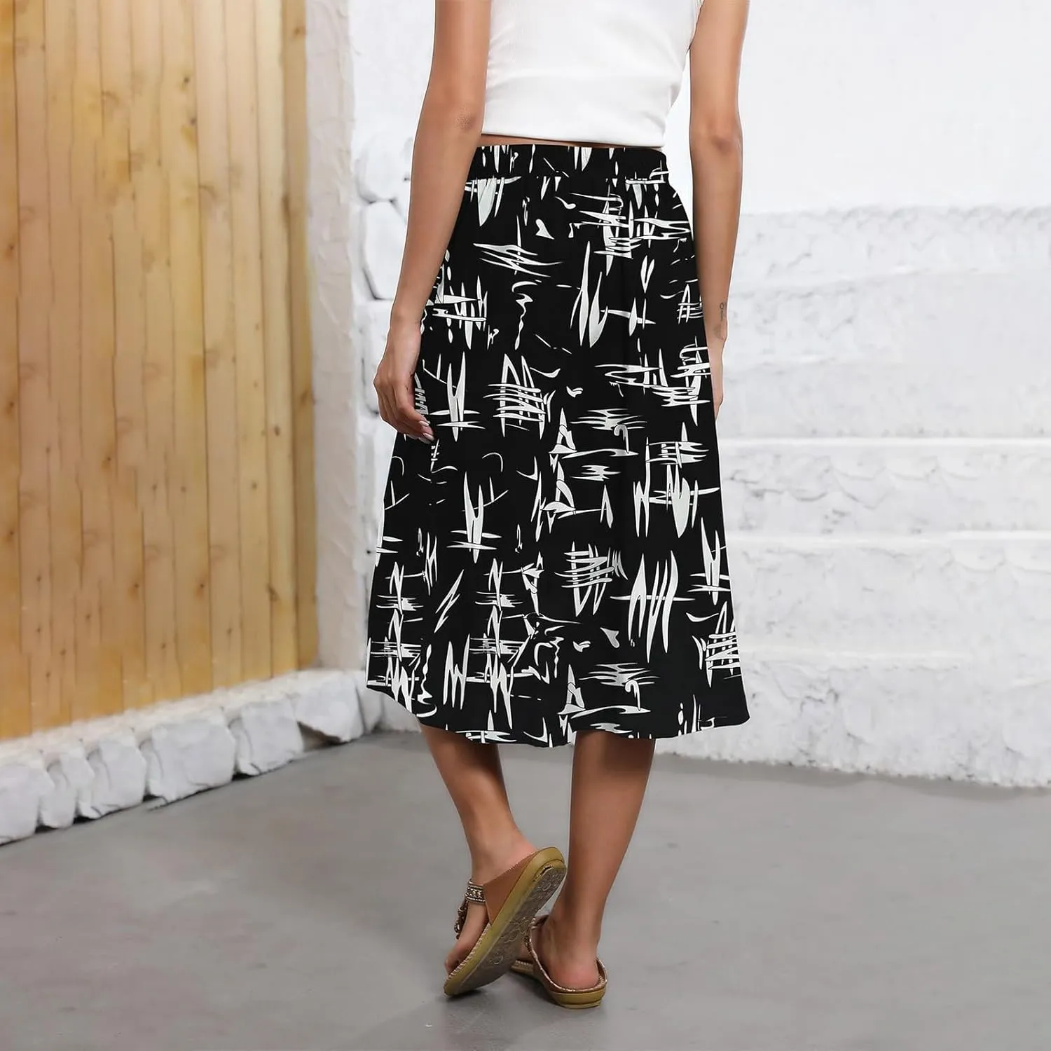 Summer Skirts for Women 2025 Elastic High Waisted Floral Midi Skirt Baggy Boho Beach Flowy Swing Skirts with Pockets