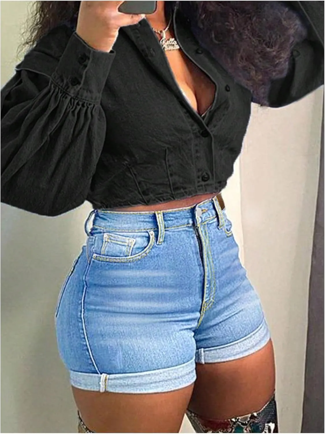 Verdusa Women's High Waisted Jean Shorts Straight Leg Mini Denims Shorts with Pockets