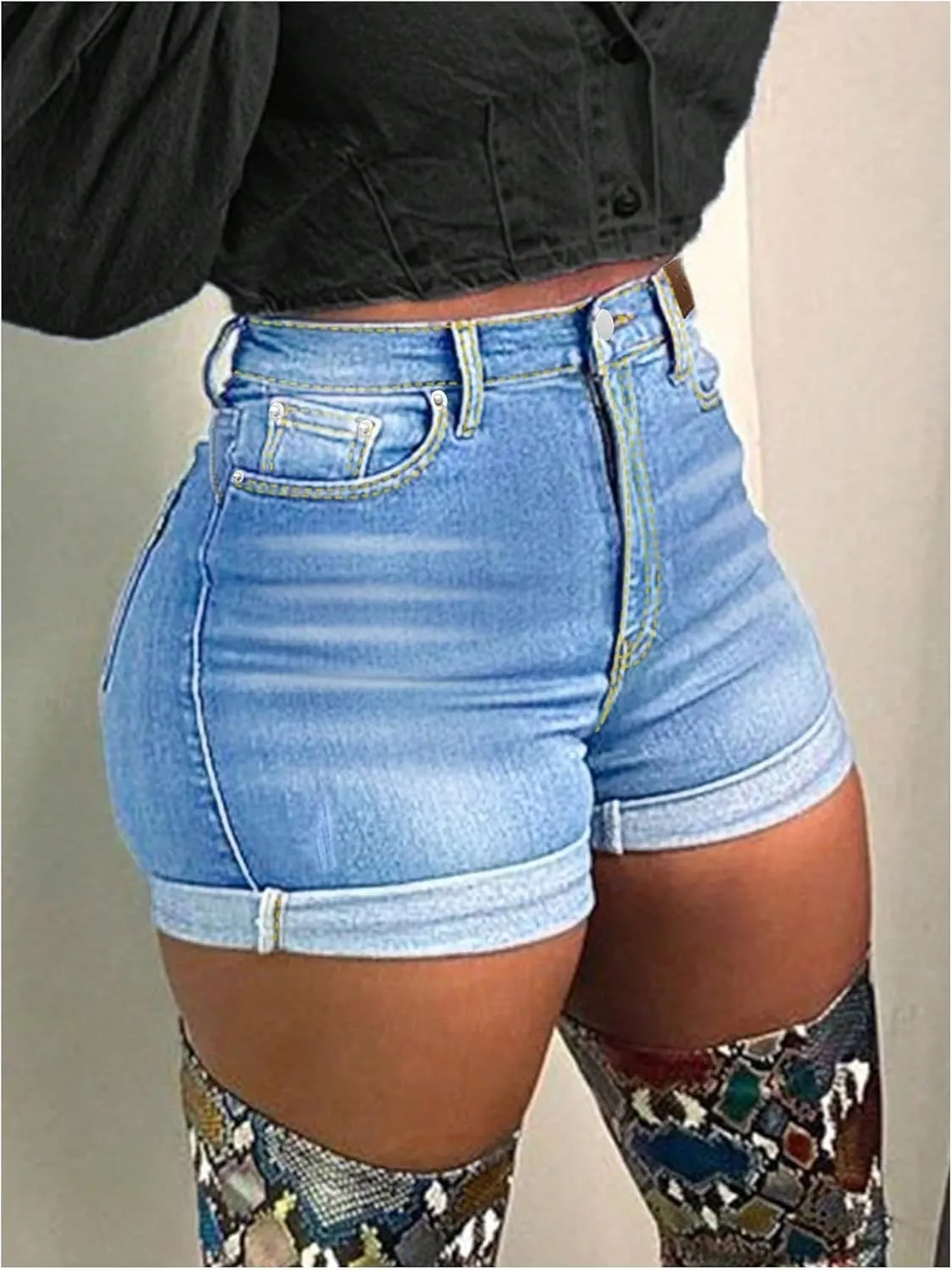 Verdusa Women's High Waisted Jean Shorts Straight Leg Mini Denims Shorts with Pockets