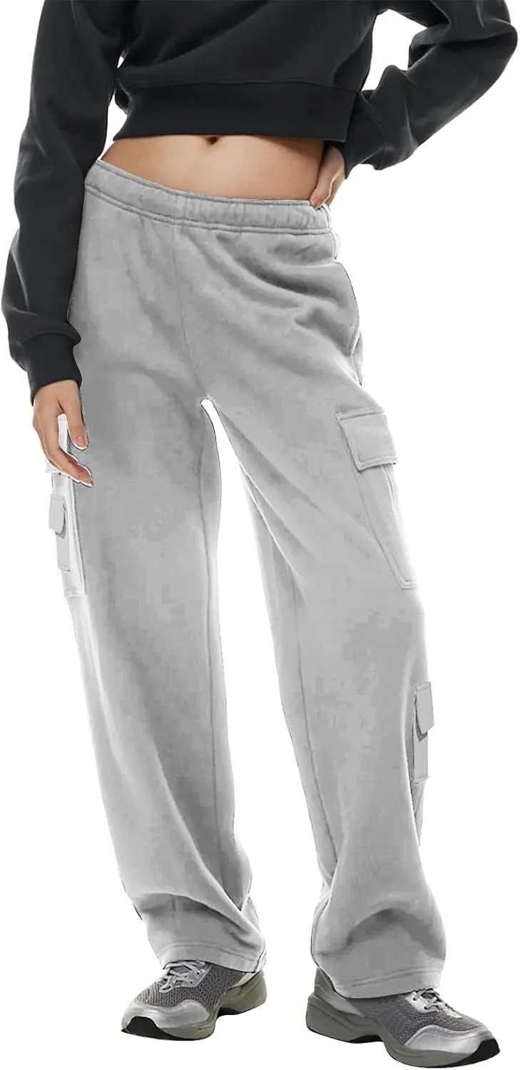 Womens Cargo Sweatpants Oversized Fleece Joggers with Pockets Elastic Waist Cargo Pants Baggy Straight Leg Sweatpants