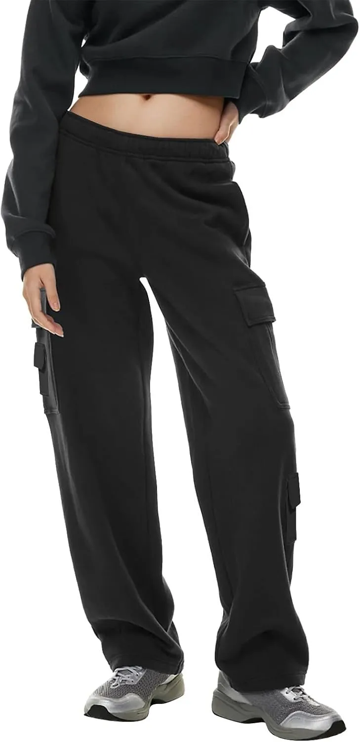 Womens Cargo Sweatpants Oversized Fleece Joggers with Pockets Elastic Waist Cargo Pants Baggy Straight Leg Sweatpants