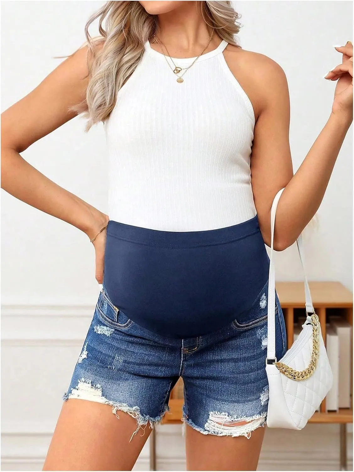 Women's Maternity Ripped Raw Hem Skinny Shorts Elastic Waist Jeans Pregnant Denim Shorts