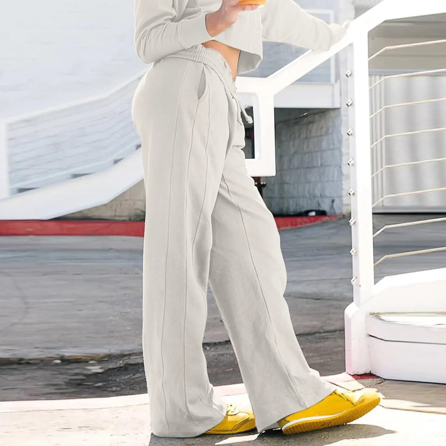 Womens Wide Leg Sweatpants Casual Drawstring High Waisted Workout Track Pants Baggy Lounge Pants with Pockets